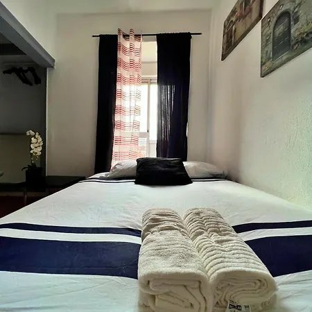 منزل للإقامة City Centre Sulemange Rooms Mouraria *